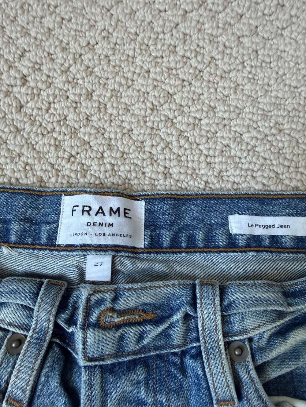 Frame Denim Women's Boot Cut Jeans in Light Blue Wash - Picture 2 of 6
